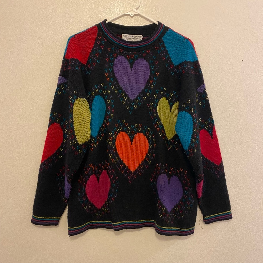 Vibrant Heart Pattern Sweater - image 1